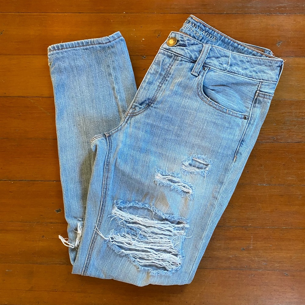 American Eagle Distressed Jeans